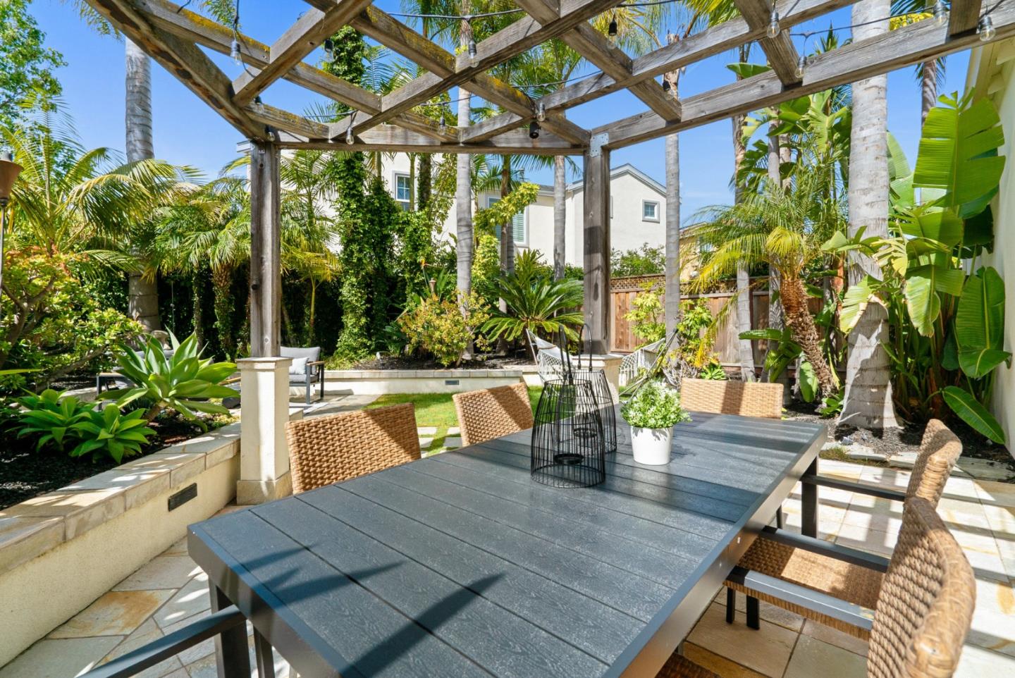 Detail Gallery Image 61 of 72 For 4330 Rivermark Pkwy, Santa Clara,  CA 95054 - 4 Beds | 2/1 Baths