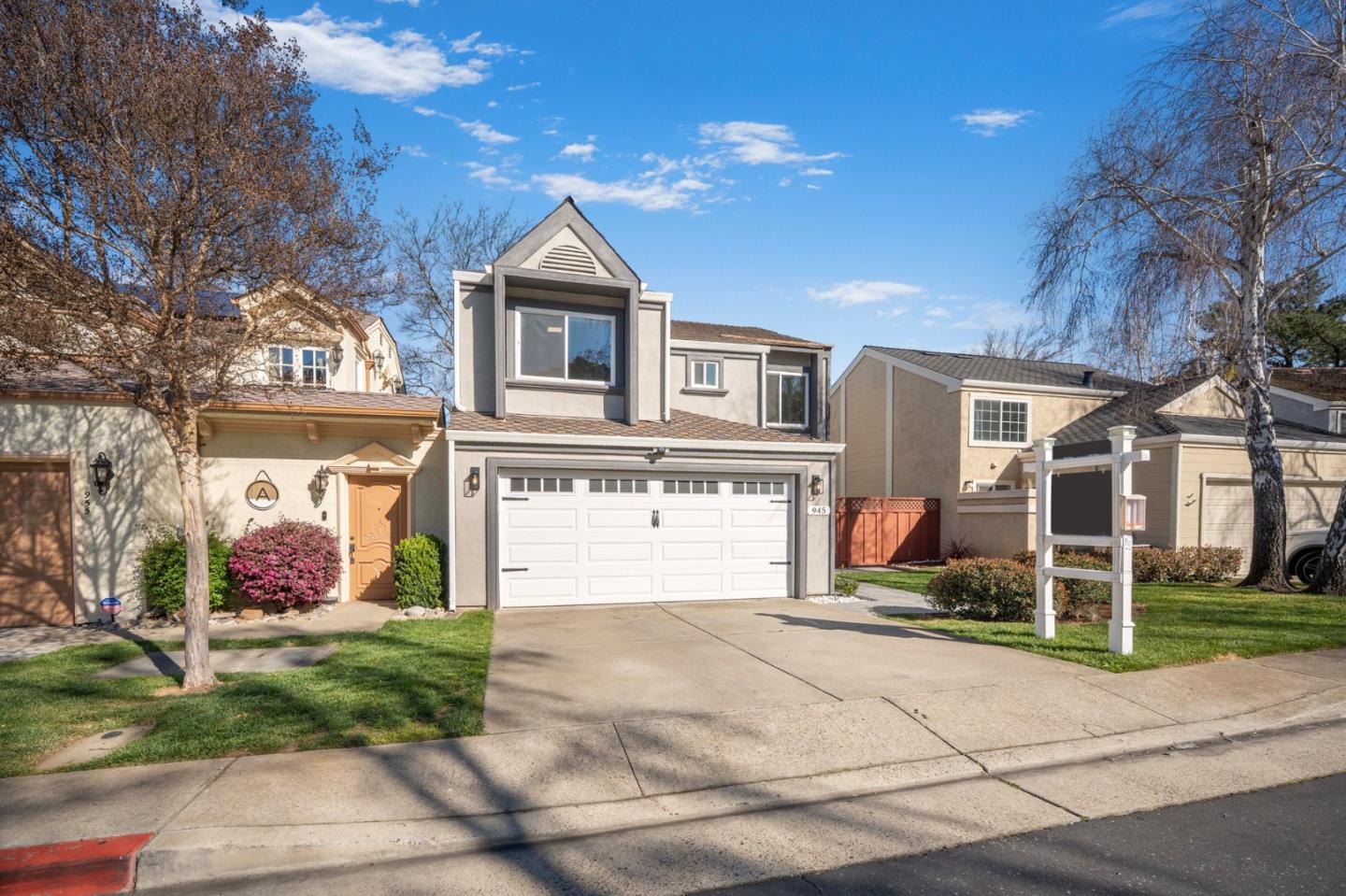 Detail Gallery Image 2 of 32 For 945 Oak Park Dr, Morgan Hill,  CA 95037 - 3 Beds | 2/1 Baths
