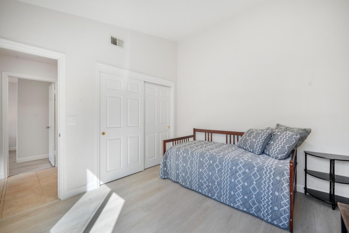 Detail Gallery Image 22 of 32 For 945 Oak Park Dr, Morgan Hill,  CA 95037 - 3 Beds | 2/1 Baths
