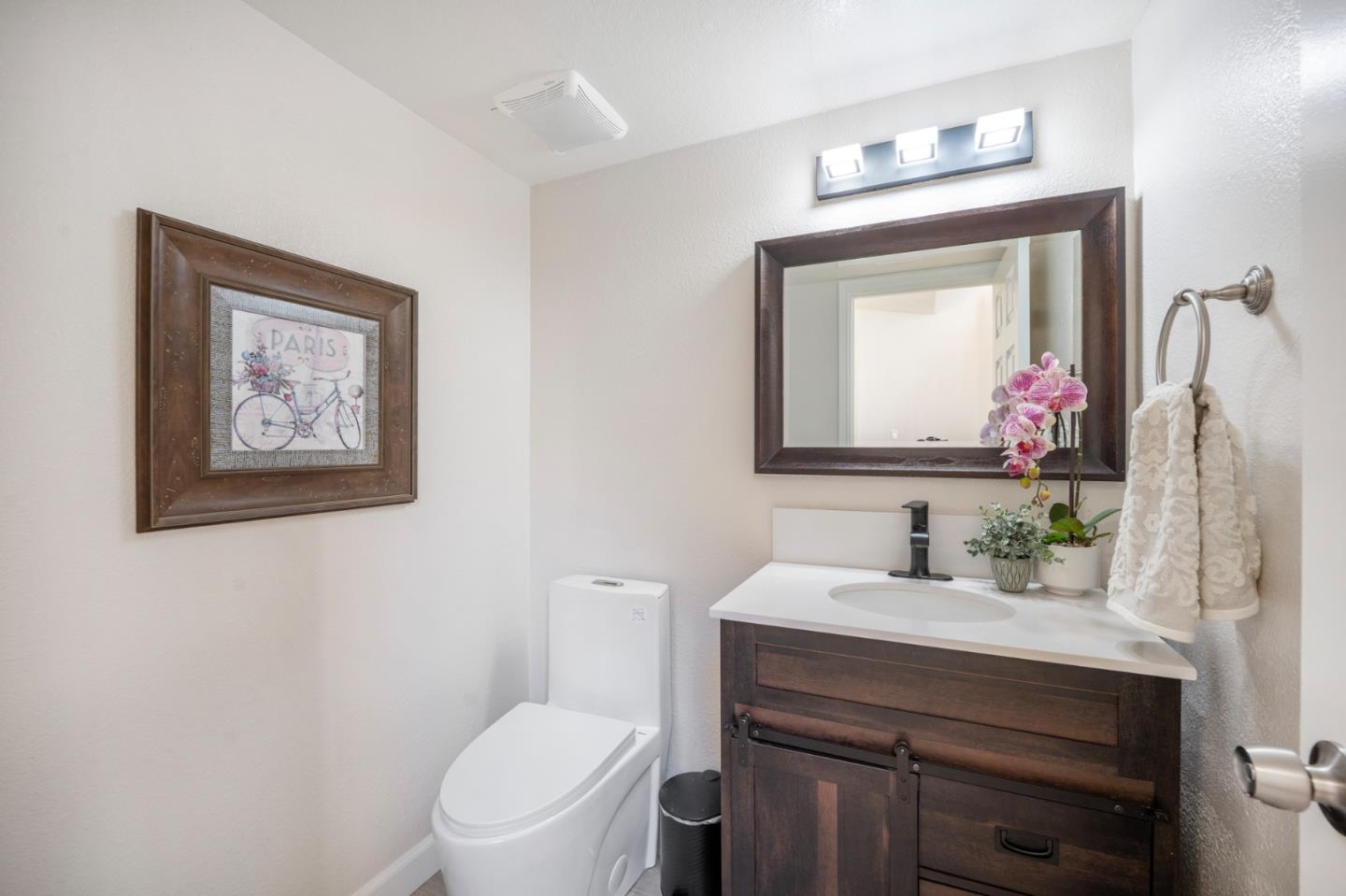 Detail Gallery Image 24 of 32 For 945 Oak Park Dr, Morgan Hill,  CA 95037 - 3 Beds | 2/1 Baths
