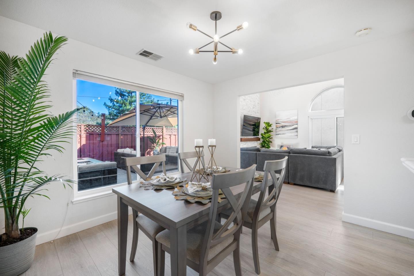 Detail Gallery Image 9 of 32 For 945 Oak Park Dr, Morgan Hill,  CA 95037 - 3 Beds | 2/1 Baths