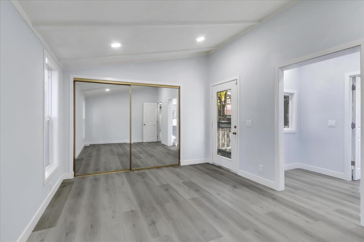 Detail Gallery Image 10 of 14 For 750 Millstream Dr #750,  San Jose,  CA 95125 - 2 Beds | 2 Baths
