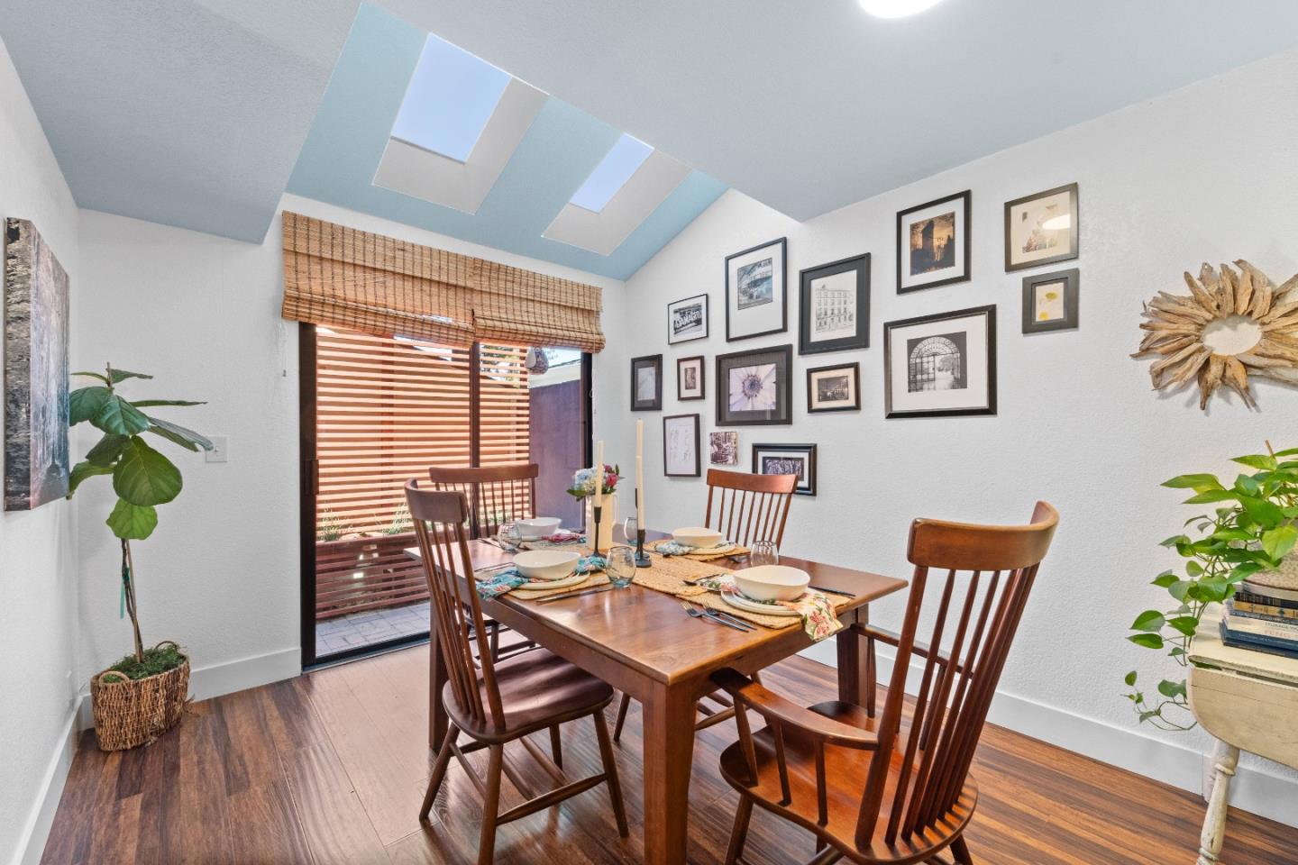 Detail Gallery Image 10 of 36 For 2226 Los Gatos Almaden Rd, San Jose,  CA 95124 - 3 Beds | 3 Baths