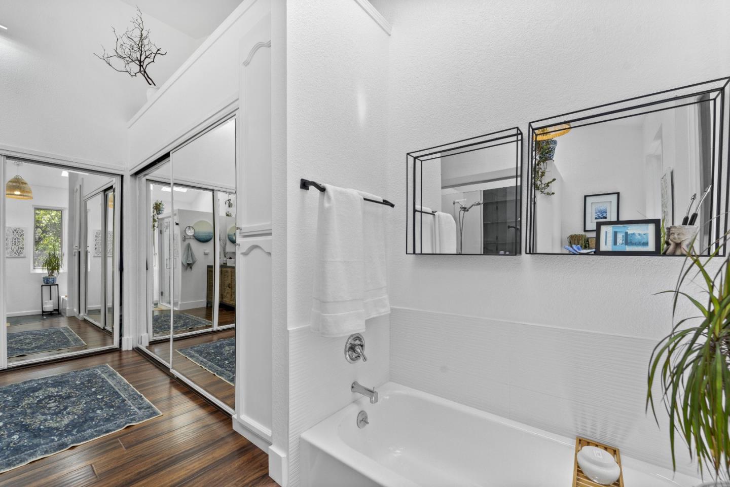 Detail Gallery Image 23 of 36 For 2226 Los Gatos Almaden Rd, San Jose,  CA 95124 - 3 Beds | 3 Baths