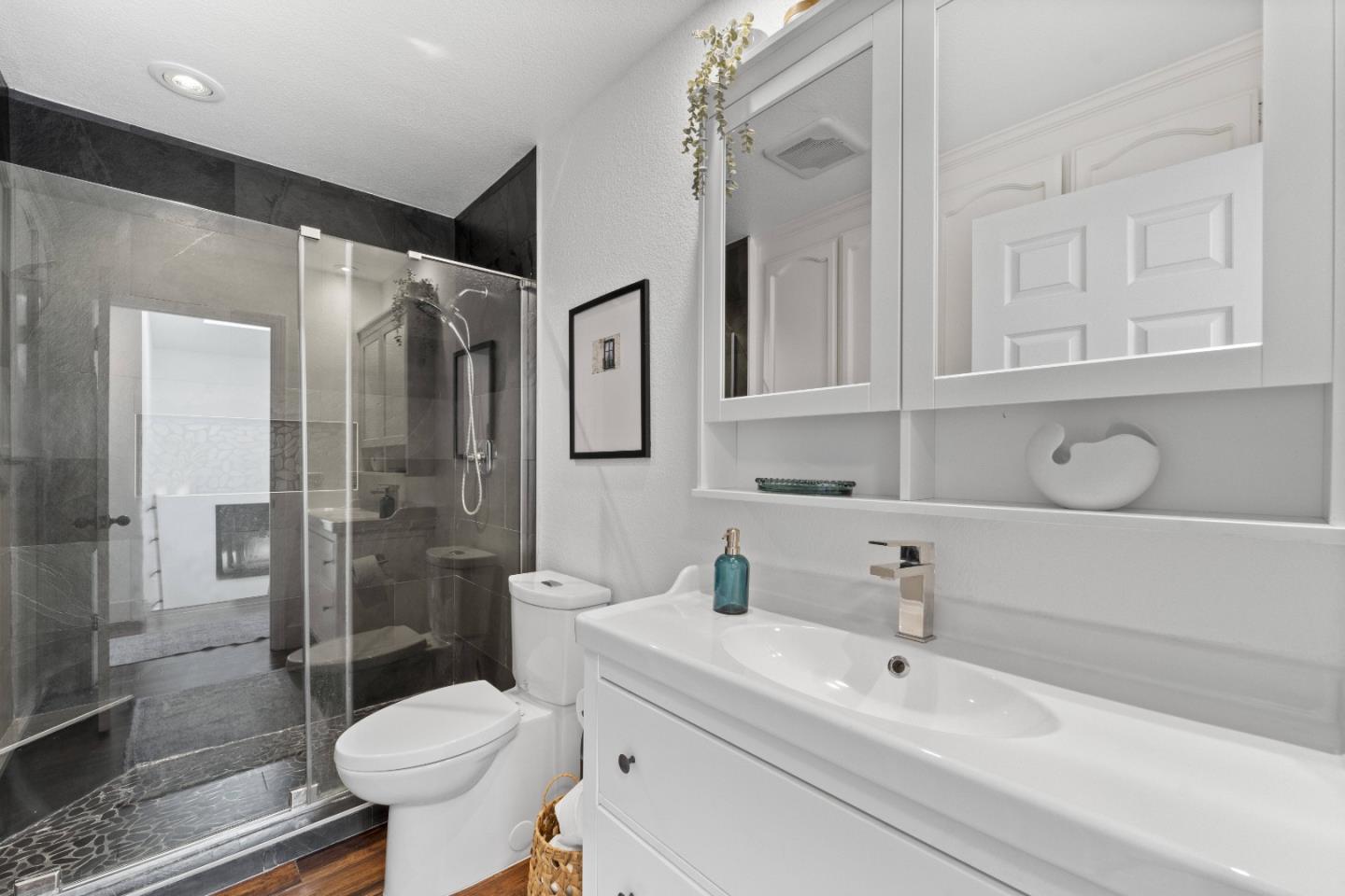 Detail Gallery Image 27 of 36 For 2226 Los Gatos Almaden Rd, San Jose,  CA 95124 - 3 Beds | 3 Baths