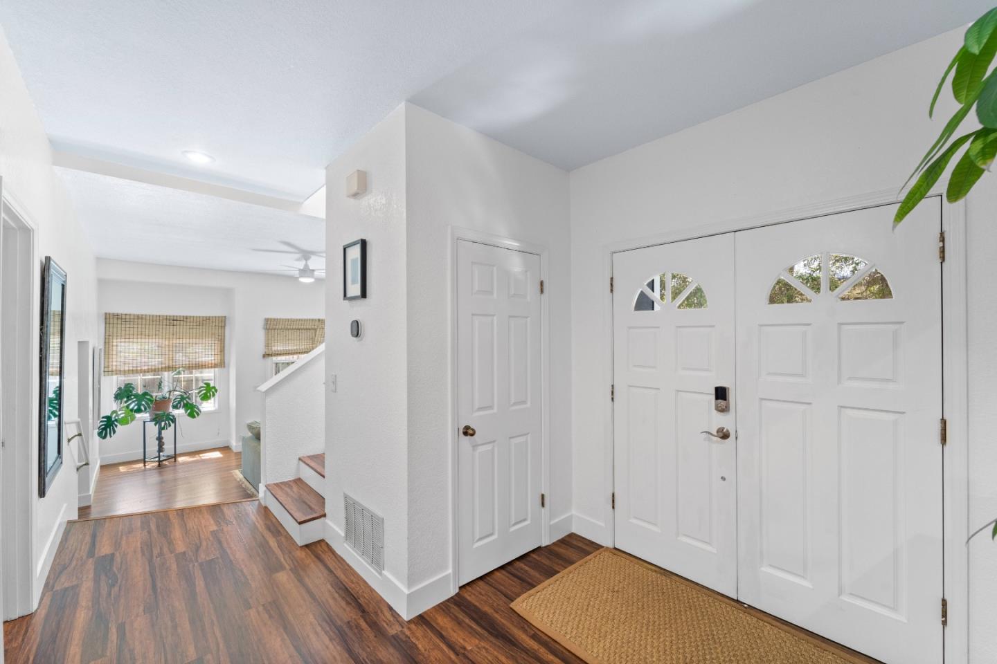 Detail Gallery Image 4 of 36 For 2226 Los Gatos Almaden Rd, San Jose,  CA 95124 - 3 Beds | 3 Baths