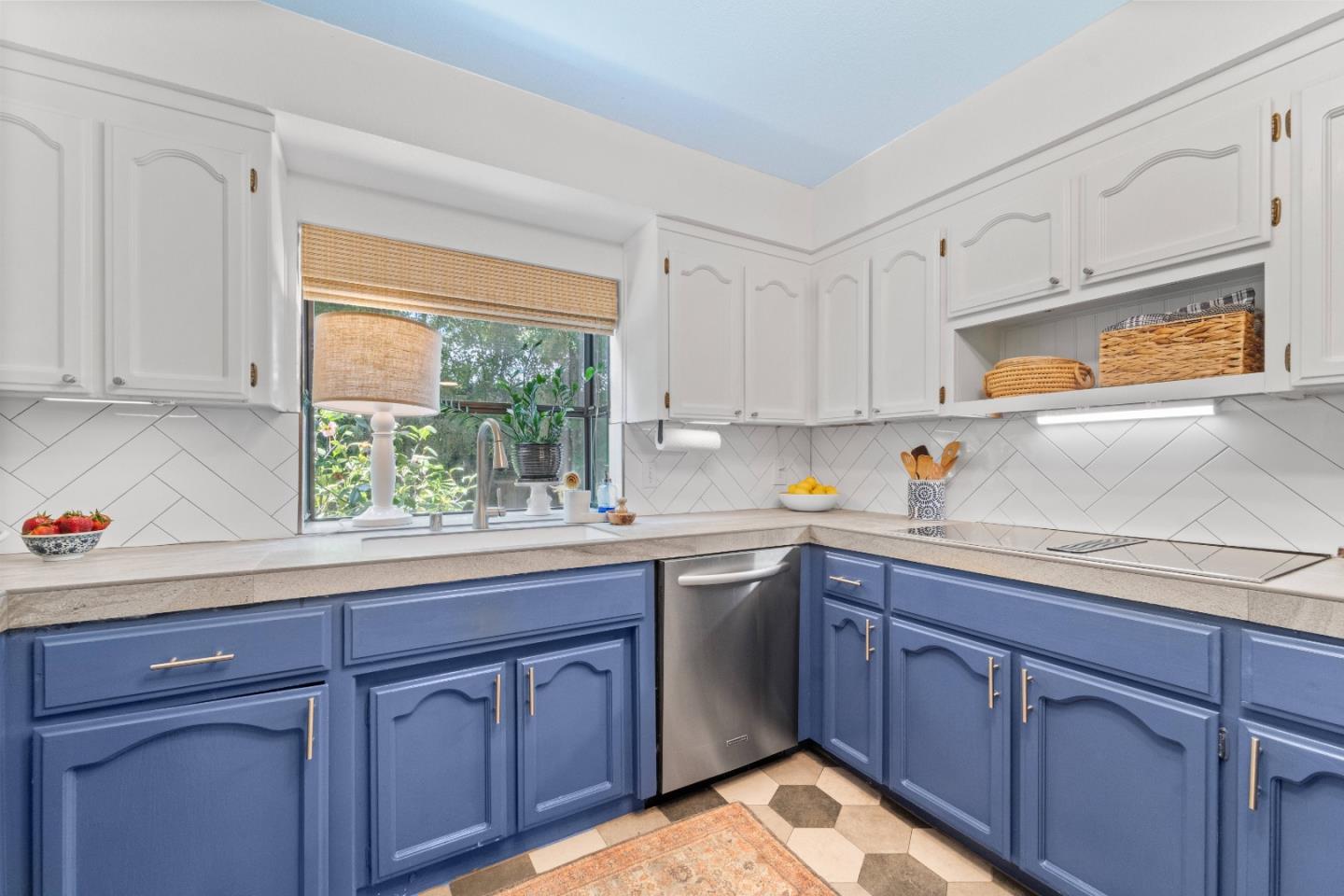 Detail Gallery Image 8 of 36 For 2226 Los Gatos Almaden Rd, San Jose,  CA 95124 - 3 Beds | 3 Baths