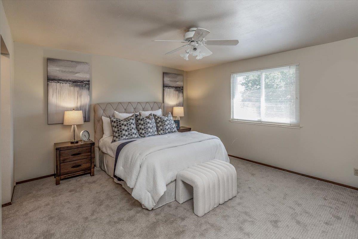Detail Gallery Image 17 of 37 For 13902 Malcom Ave, Saratoga,  CA 95070 - 6 Beds | 3/1 Baths
