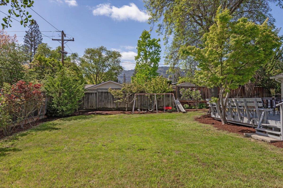 Detail Gallery Image 34 of 37 For 13902 Malcom Ave, Saratoga,  CA 95070 - 6 Beds | 3/1 Baths