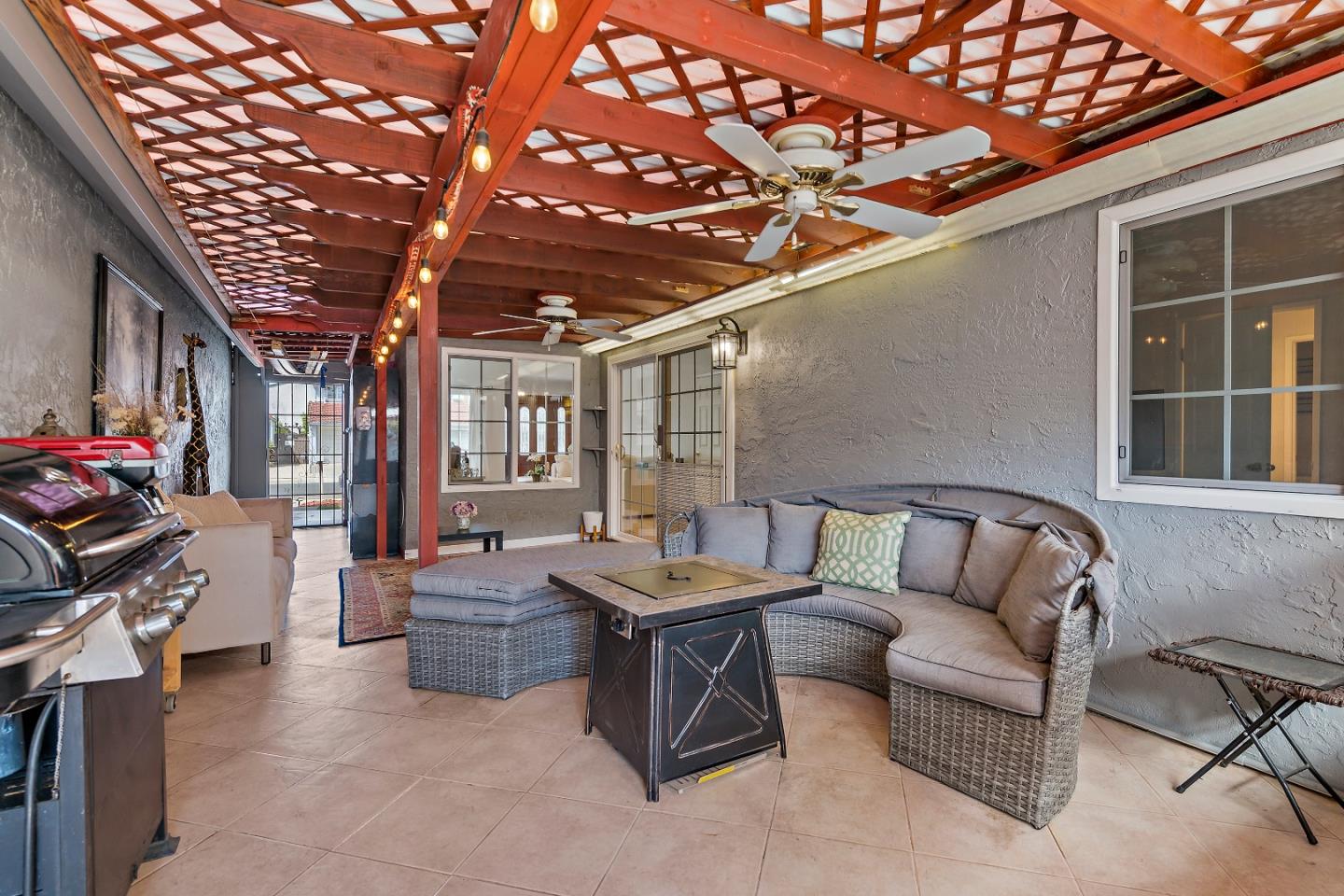 Detail Gallery Image 14 of 18 For 548 Lanfair Cir, San Jose,  CA 95136 - 2 Beds | 2 Baths
