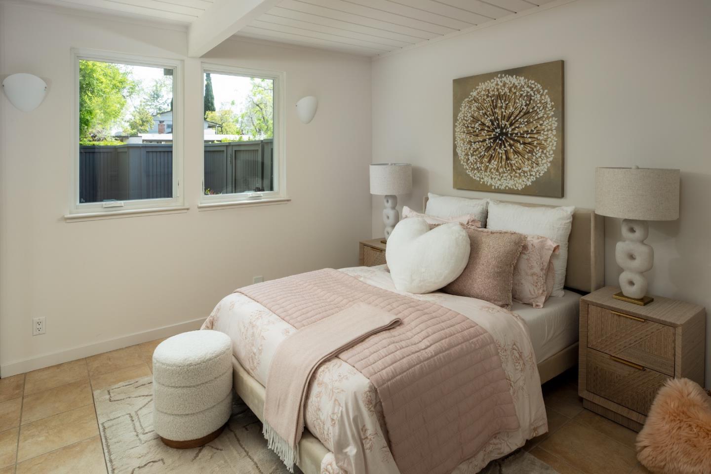 Detail Gallery Image 11 of 27 For 801 Talisman Dr, Palo Alto,  CA 94303 - 4 Beds | 3 Baths