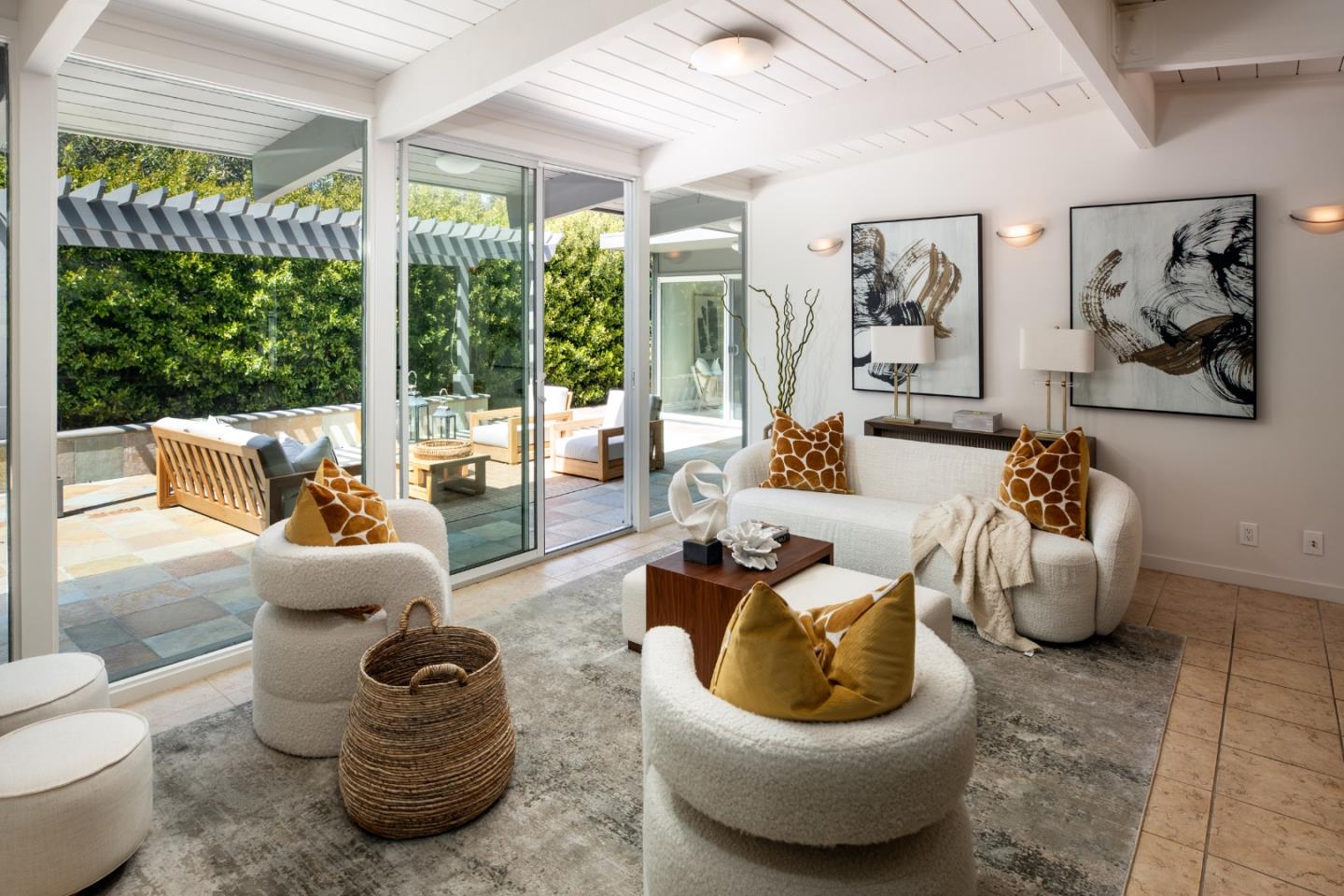 Detail Gallery Image 6 of 27 For 801 Talisman Dr, Palo Alto,  CA 94303 - 4 Beds | 3 Baths