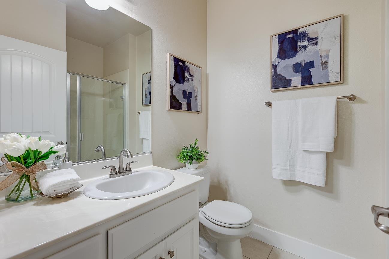 Detail Gallery Image 10 of 23 For 416 Topaz Ter, Sunnyvale,  CA 94089 - 3 Beds | 3 Baths