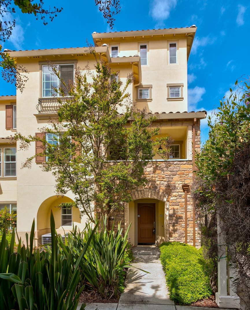 Detail Gallery Image 21 of 23 For 416 Topaz Ter, Sunnyvale,  CA 94089 - 3 Beds | 3 Baths