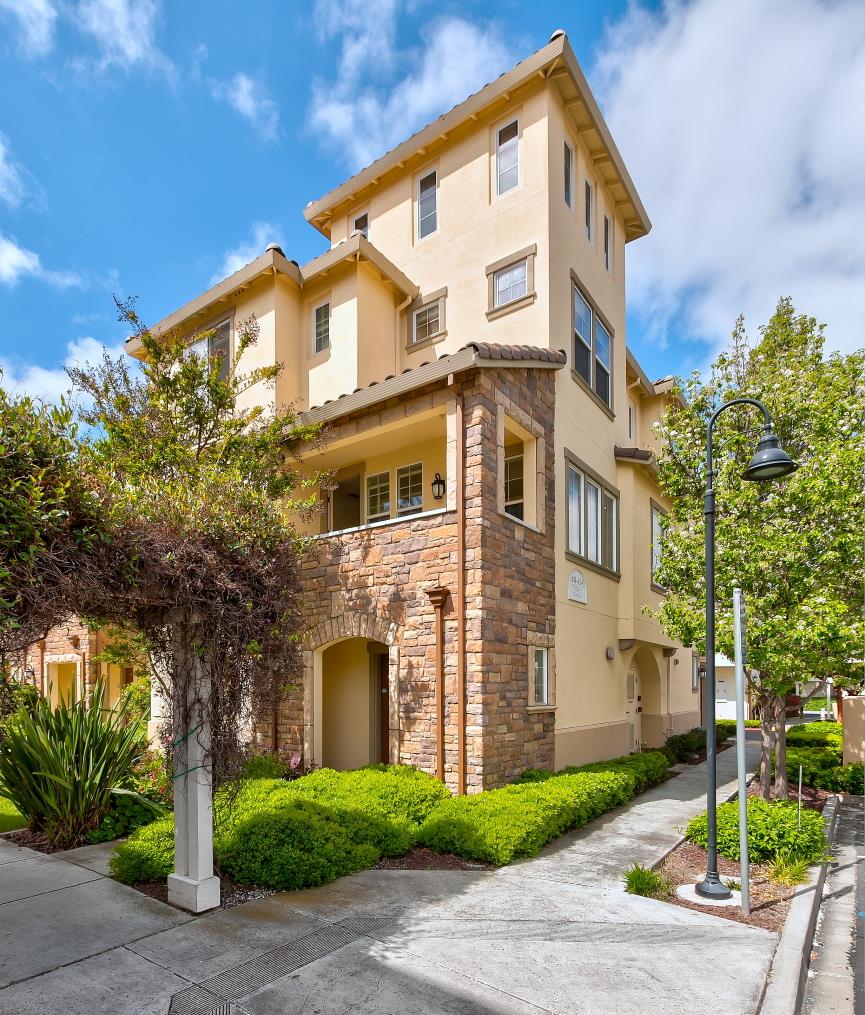 Detail Gallery Image 22 of 23 For 416 Topaz Ter, Sunnyvale,  CA 94089 - 3 Beds | 3 Baths