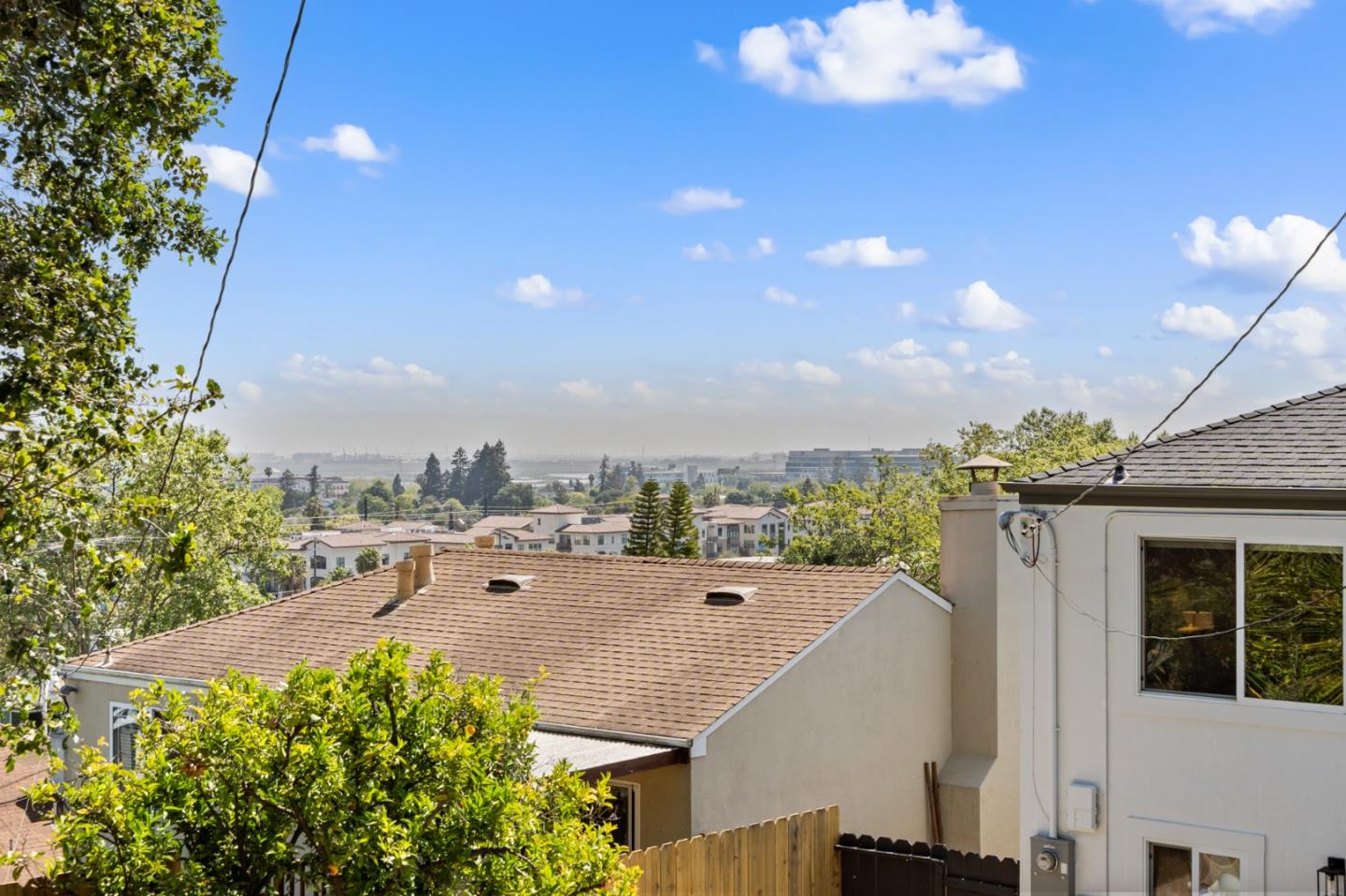 Detail Gallery Image 21 of 43 For 1320 Hull Dr, San Carlos,  CA 94070 - 4 Beds | 3 Baths