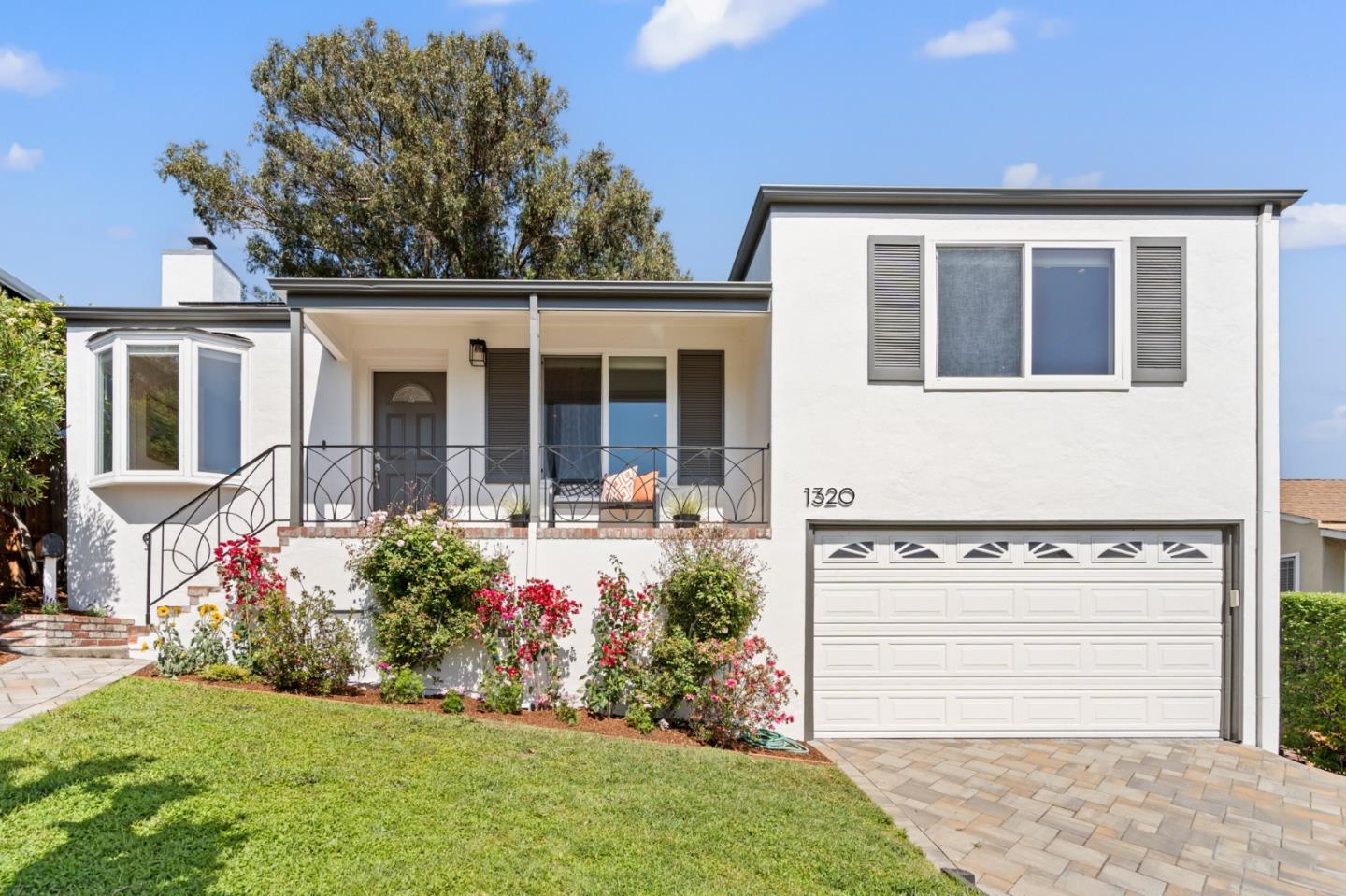 Detail Gallery Image 38 of 43 For 1320 Hull Dr, San Carlos,  CA 94070 - 4 Beds | 3 Baths