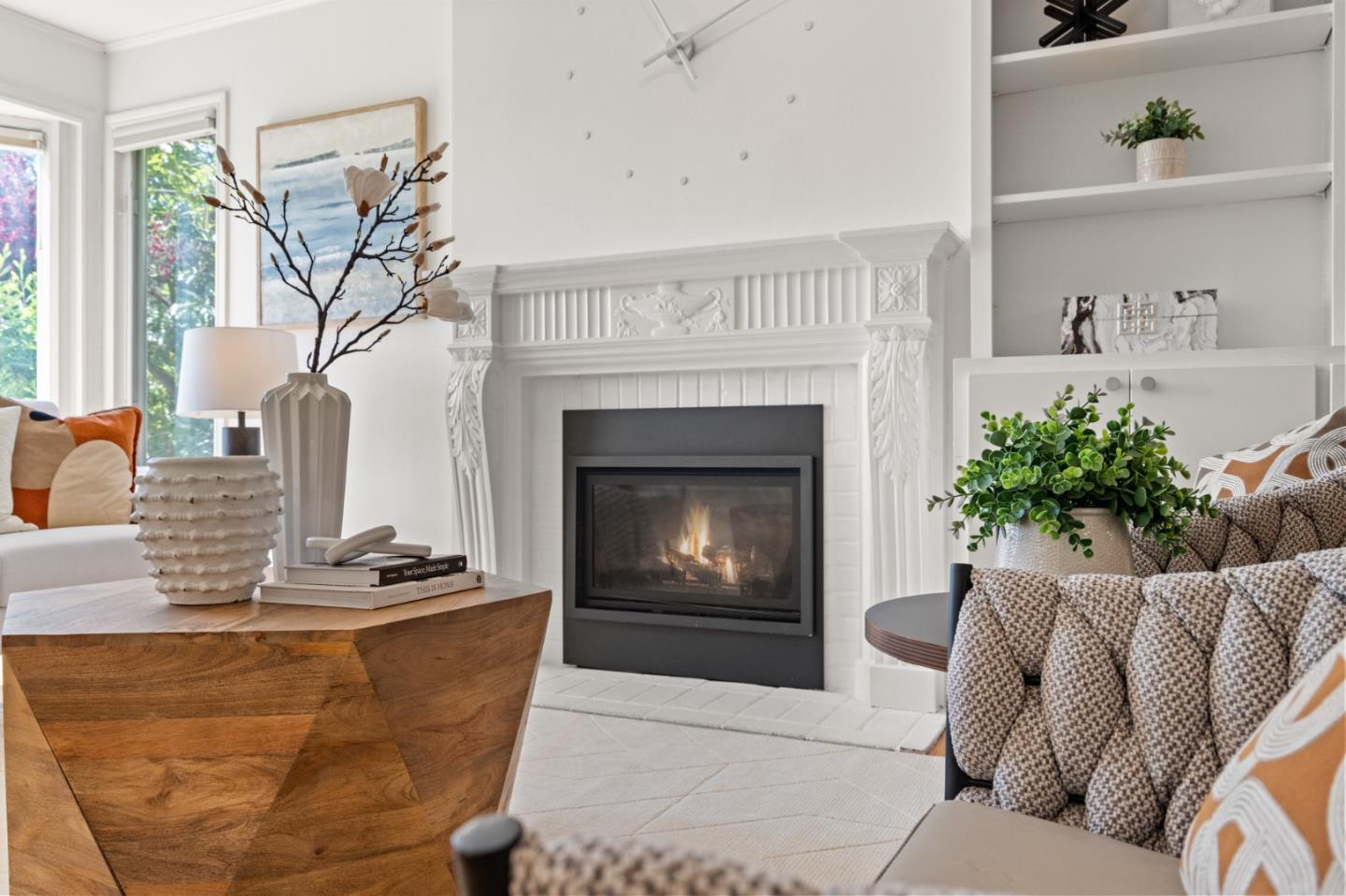 Detail Gallery Image 5 of 43 For 1320 Hull Dr, San Carlos,  CA 94070 - 4 Beds | 3 Baths