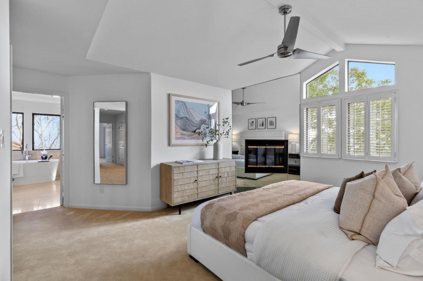 Detail Gallery Image 21 of 62 For 9 Mayflower Ln, San Carlos,  CA 94070 - 2 Beds | 2/1 Baths