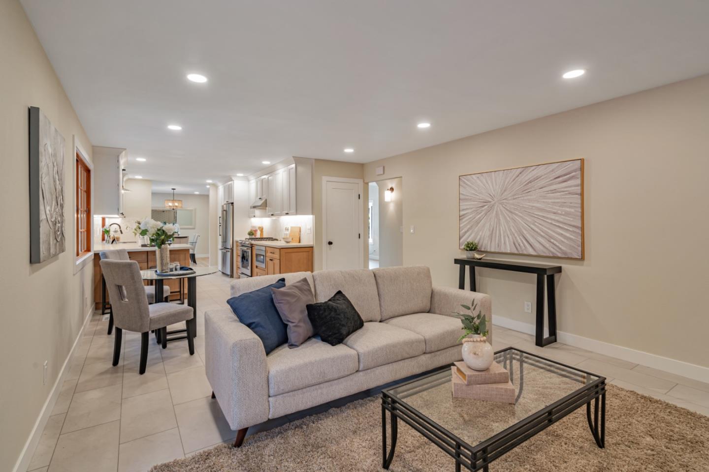 Detail Gallery Image 15 of 39 For 3574 Wellesley Ct, Mountain View,  CA 94040 - 4 Beds | 3 Baths