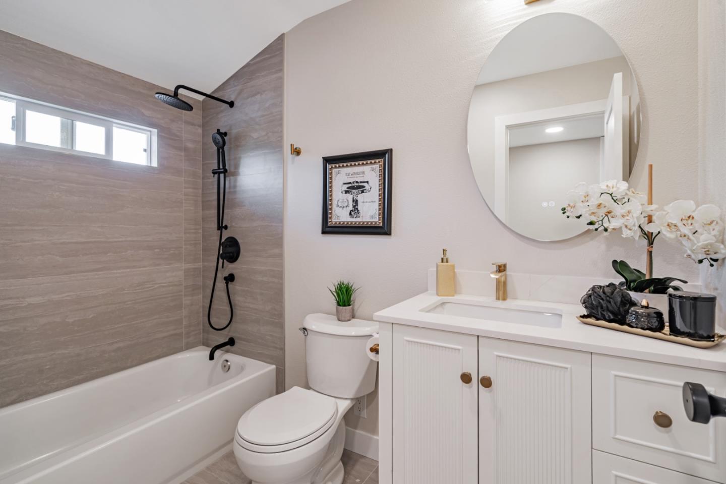 Detail Gallery Image 27 of 39 For 3574 Wellesley Ct, Mountain View,  CA 94040 - 4 Beds | 3 Baths
