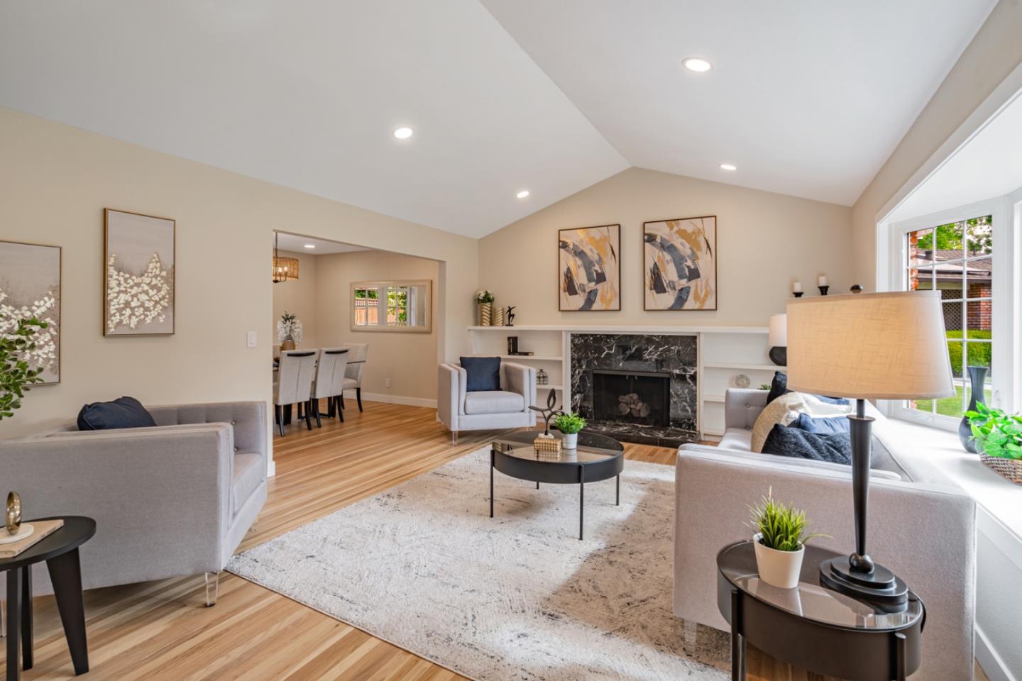 Detail Gallery Image 4 of 39 For 3574 Wellesley Ct, Mountain View,  CA 94040 - 4 Beds | 3 Baths