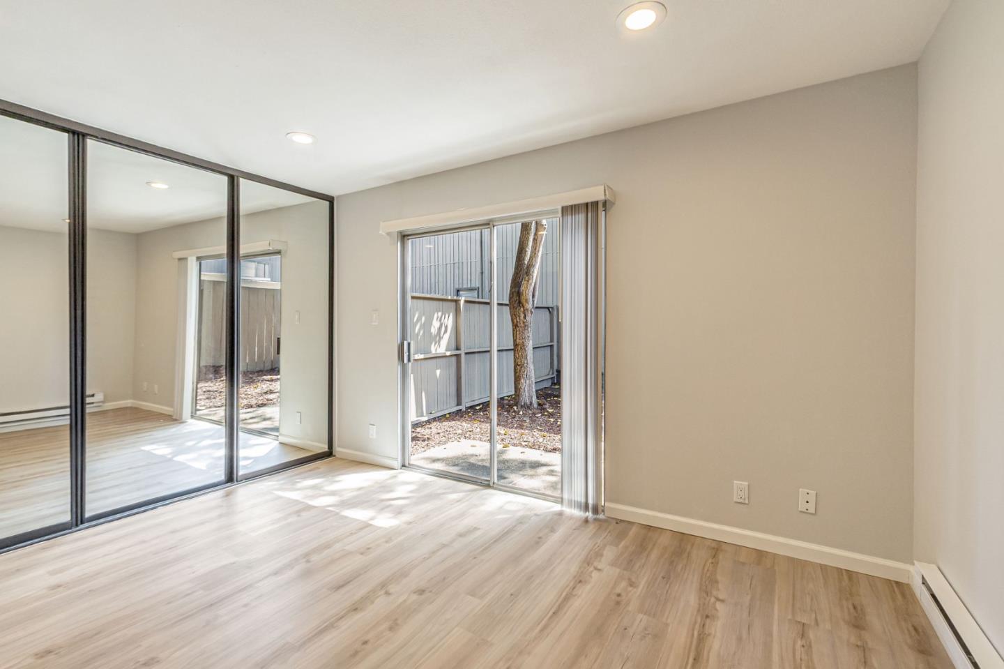 Detail Gallery Image 16 of 36 For 121 Buckingham Dr #10,  Santa Clara,  CA 95051 - 1 Beds | 1 Baths