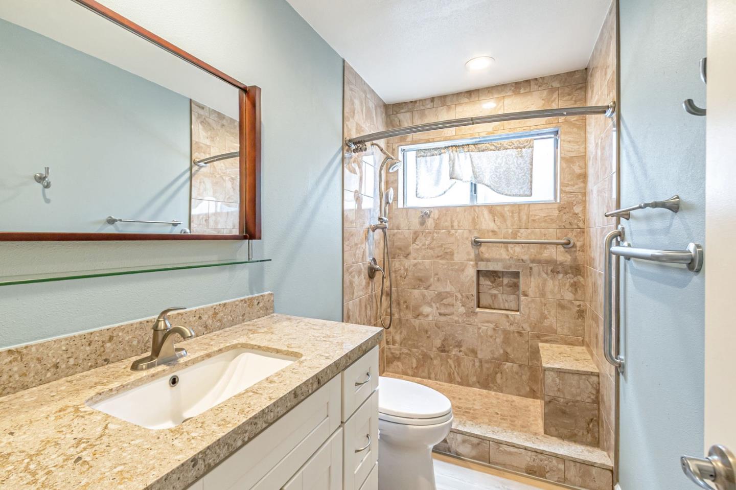 Detail Gallery Image 19 of 36 For 121 Buckingham Dr #10,  Santa Clara,  CA 95051 - 1 Beds | 1 Baths