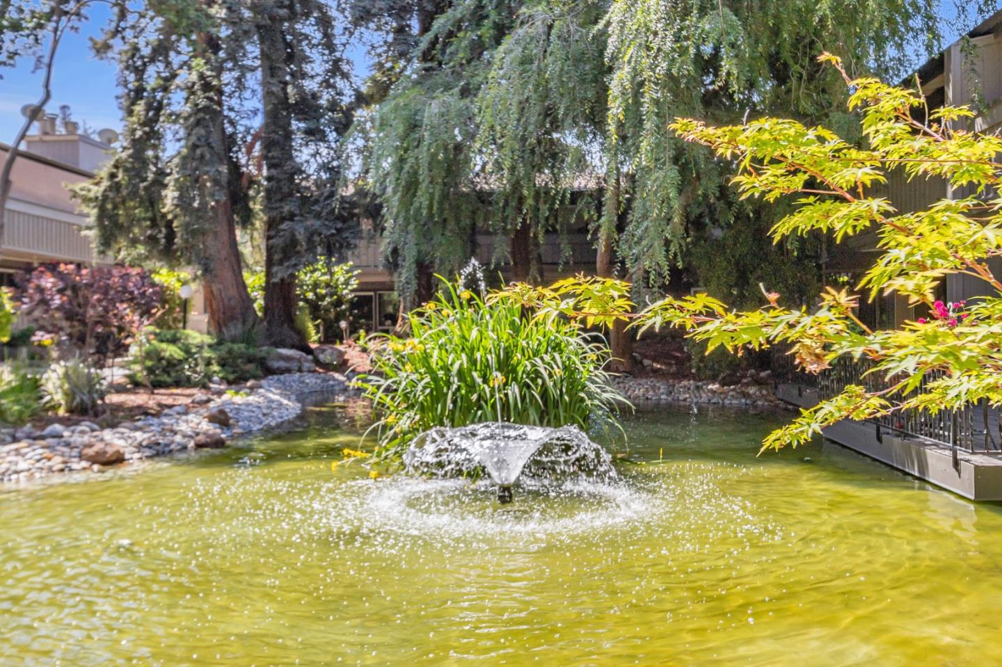 Detail Gallery Image 35 of 36 For 121 Buckingham Dr #10,  Santa Clara,  CA 95051 - 1 Beds | 1 Baths