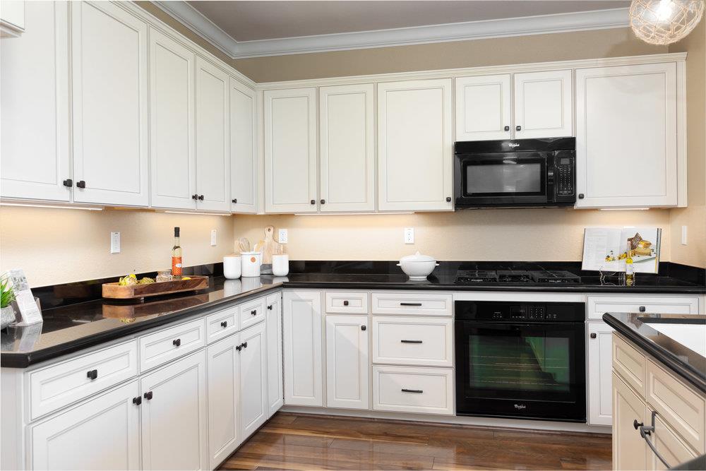 Detail Gallery Image 11 of 33 For 104 Meadowview Ln, Santa Cruz,  CA 95060 - 3 Beds | 2/1 Baths