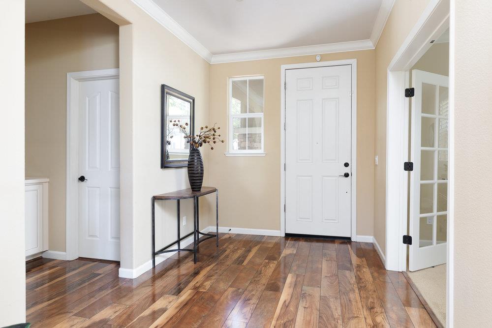 Detail Gallery Image 15 of 33 For 104 Meadowview Ln, Santa Cruz,  CA 95060 - 3 Beds | 2/1 Baths