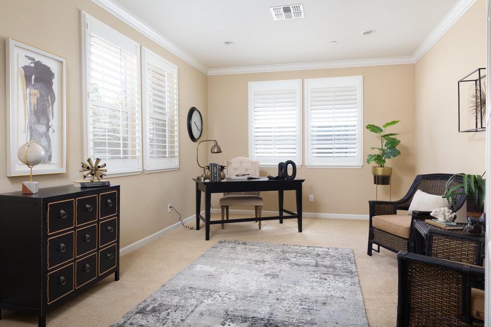 Detail Gallery Image 16 of 33 For 104 Meadowview Ln, Santa Cruz,  CA 95060 - 3 Beds | 2/1 Baths