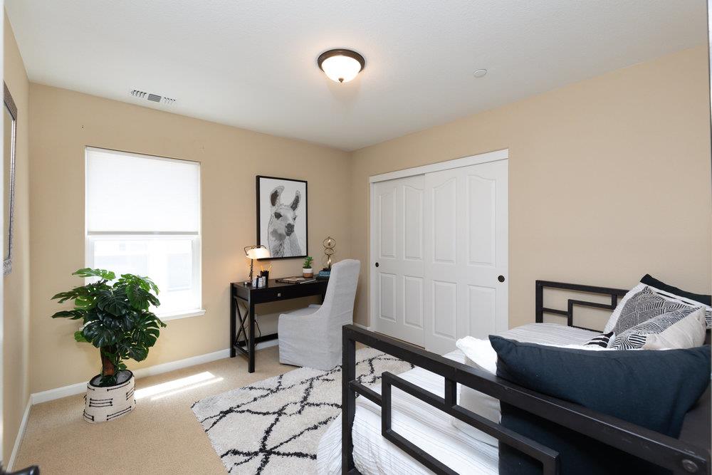 Detail Gallery Image 25 of 33 For 104 Meadowview Ln, Santa Cruz,  CA 95060 - 3 Beds | 2/1 Baths