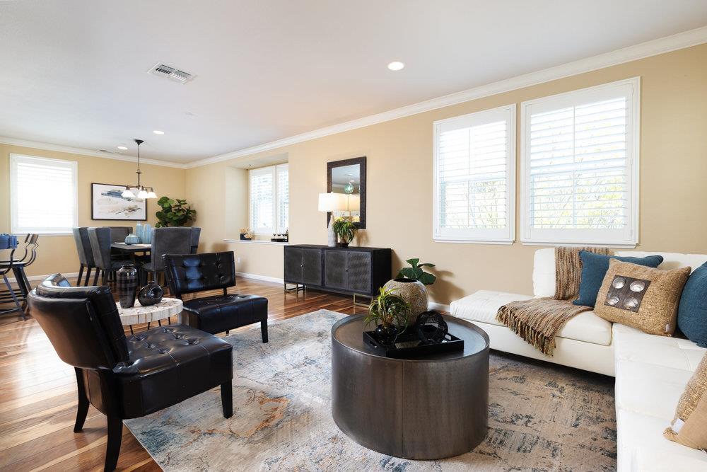 Detail Gallery Image 8 of 33 For 104 Meadowview Ln, Santa Cruz,  CA 95060 - 3 Beds | 2/1 Baths