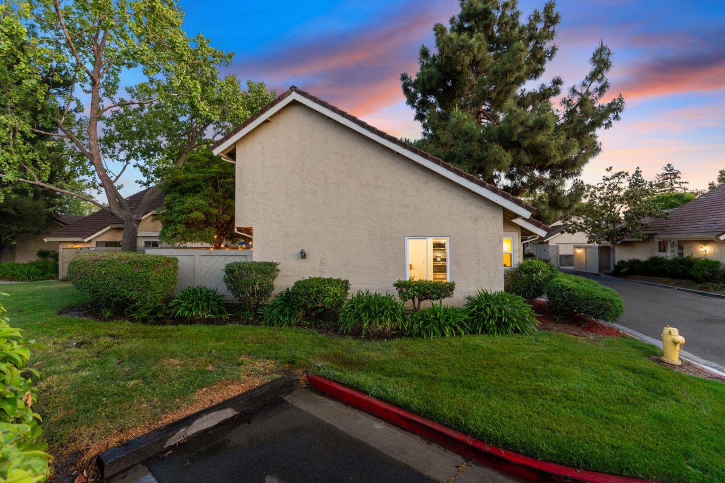 Detail Gallery Image 3 of 55 For 4040 Truckee Ct, San Jose,  CA 95136 - 3 Beds | 2 Baths