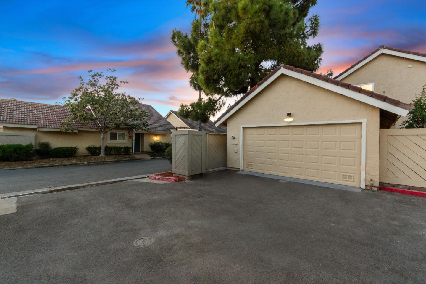 Detail Gallery Image 4 of 55 For 4040 Truckee Ct, San Jose,  CA 95136 - 3 Beds | 2 Baths