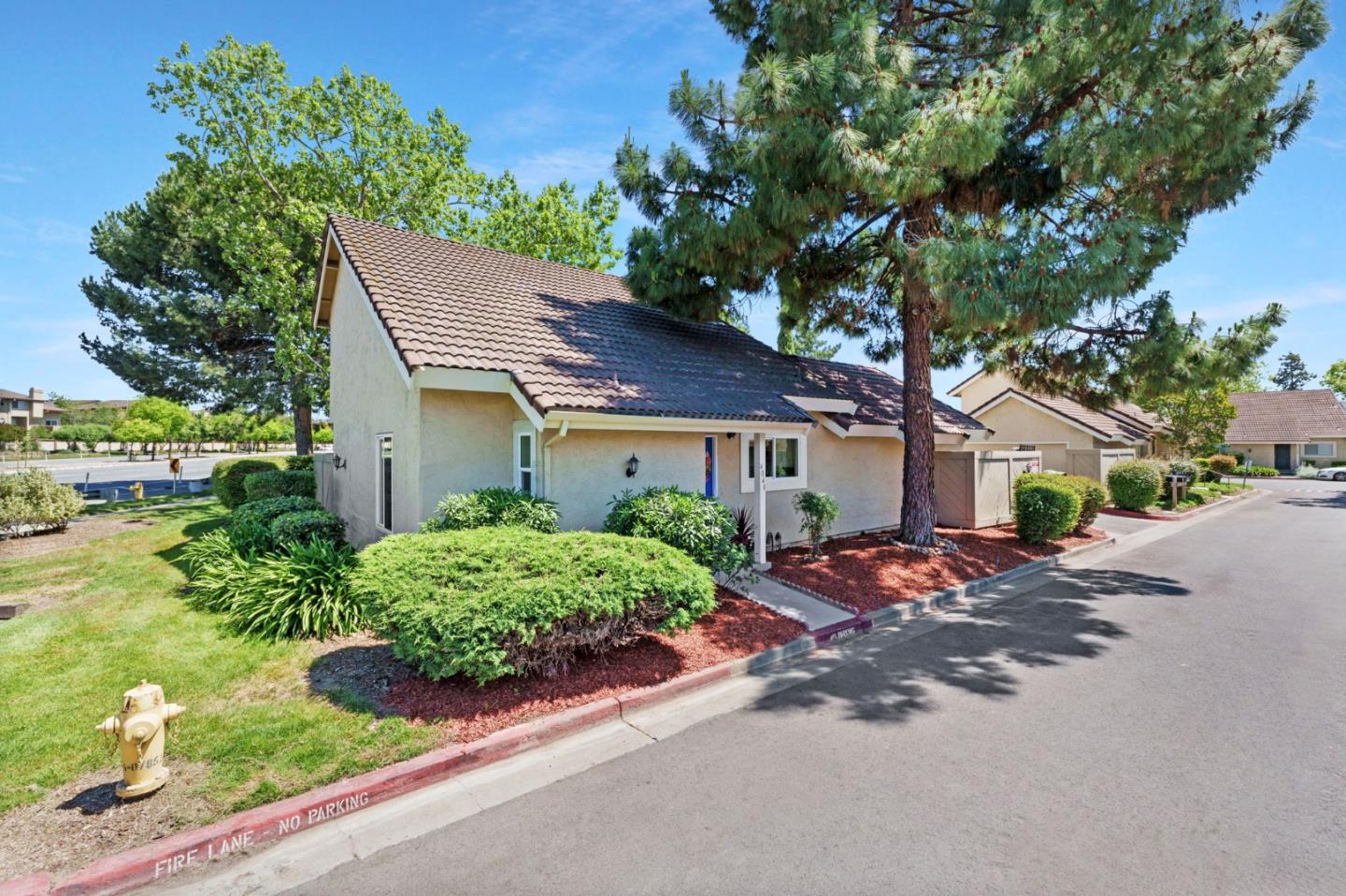 Detail Gallery Image 41 of 55 For 4040 Truckee Ct, San Jose,  CA 95136 - 3 Beds | 2 Baths