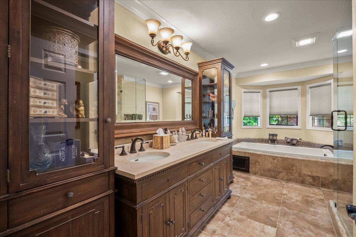 Detail Gallery Image 34 of 52 For 5866 Dry Oak Dr, San Jose,  CA 95120 - 3 Beds | 3 Baths