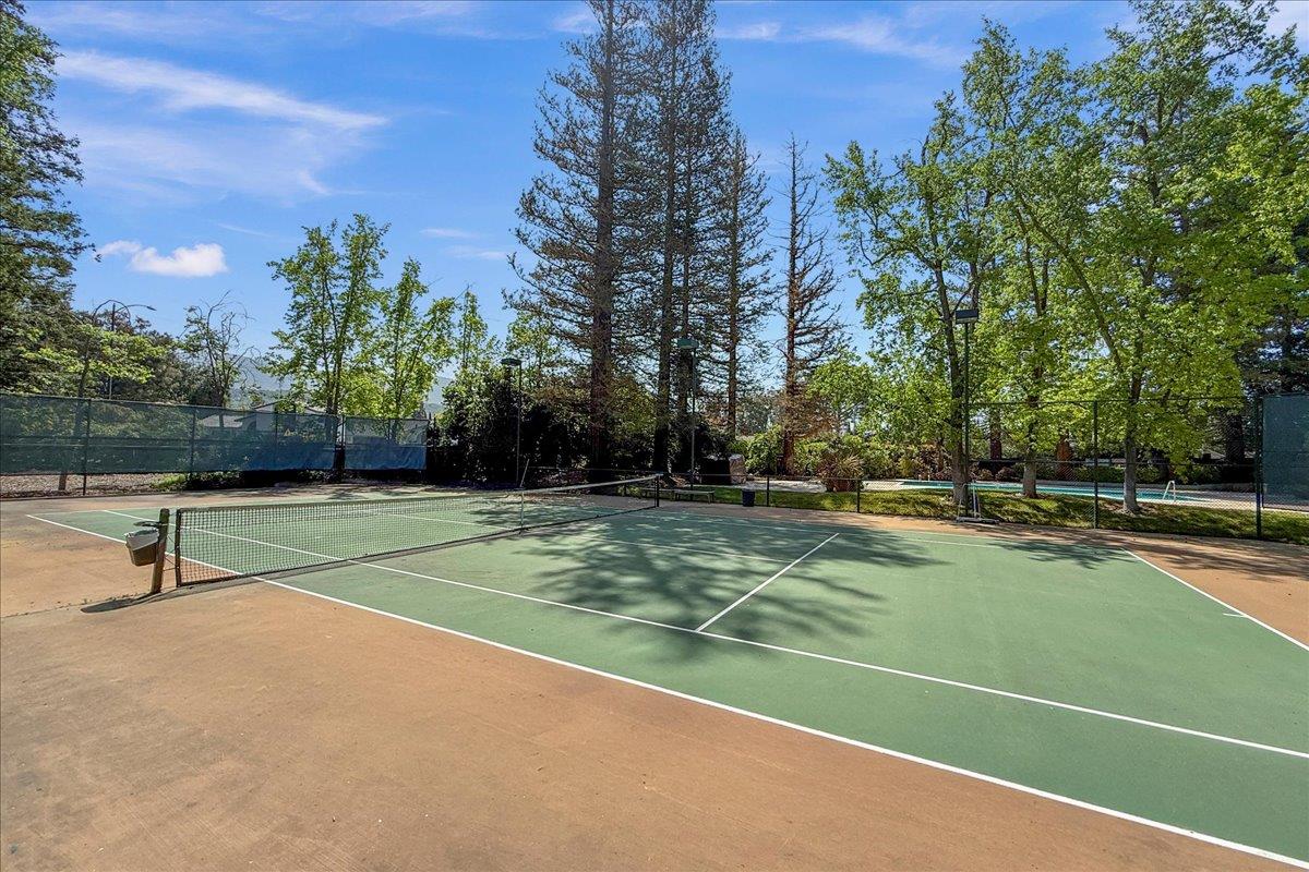 Detail Gallery Image 50 of 52 For 5866 Dry Oak Dr, San Jose,  CA 95120 - 3 Beds | 3 Baths