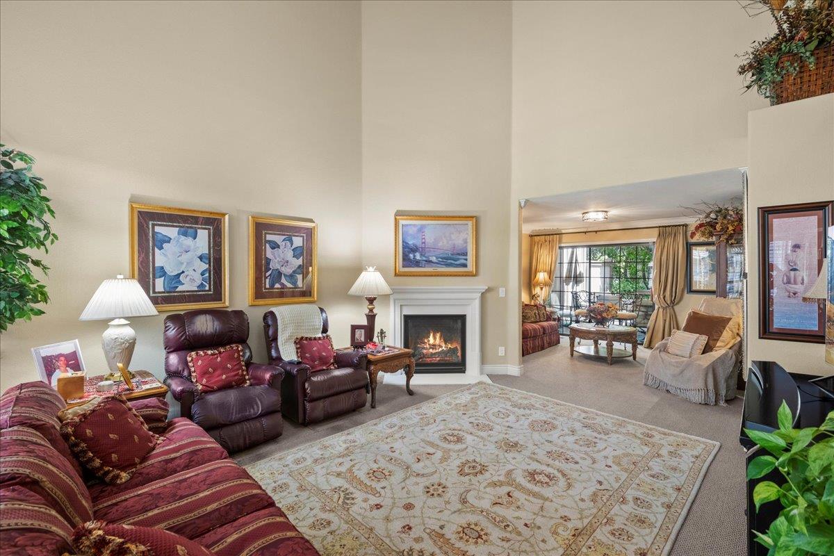 Detail Gallery Image 9 of 52 For 5866 Dry Oak Dr, San Jose,  CA 95120 - 3 Beds | 3 Baths