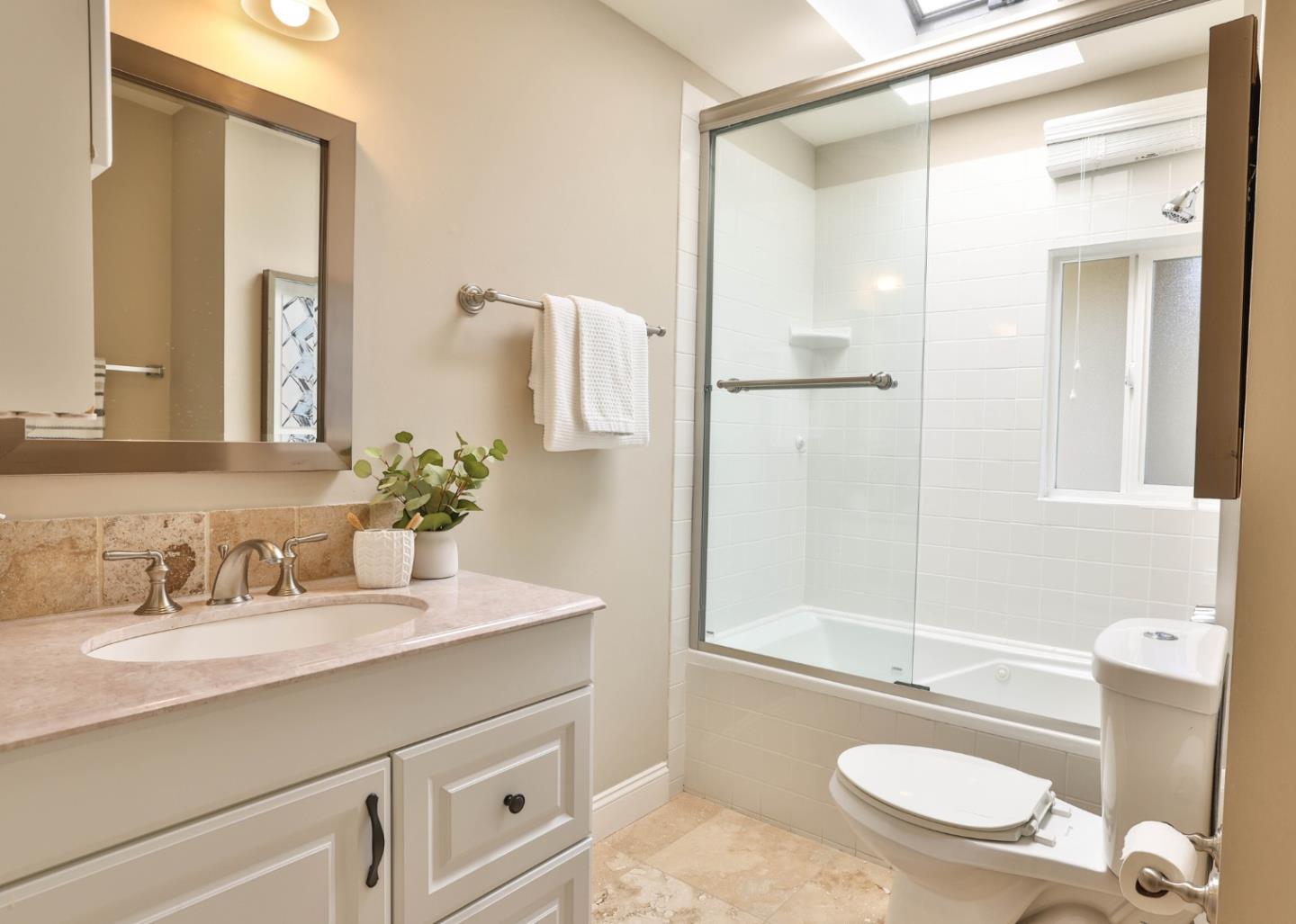 Detail Gallery Image 11 of 17 For 6509 Devonshire Dr, San Jose,  CA 95129 - 3 Beds | 2 Baths