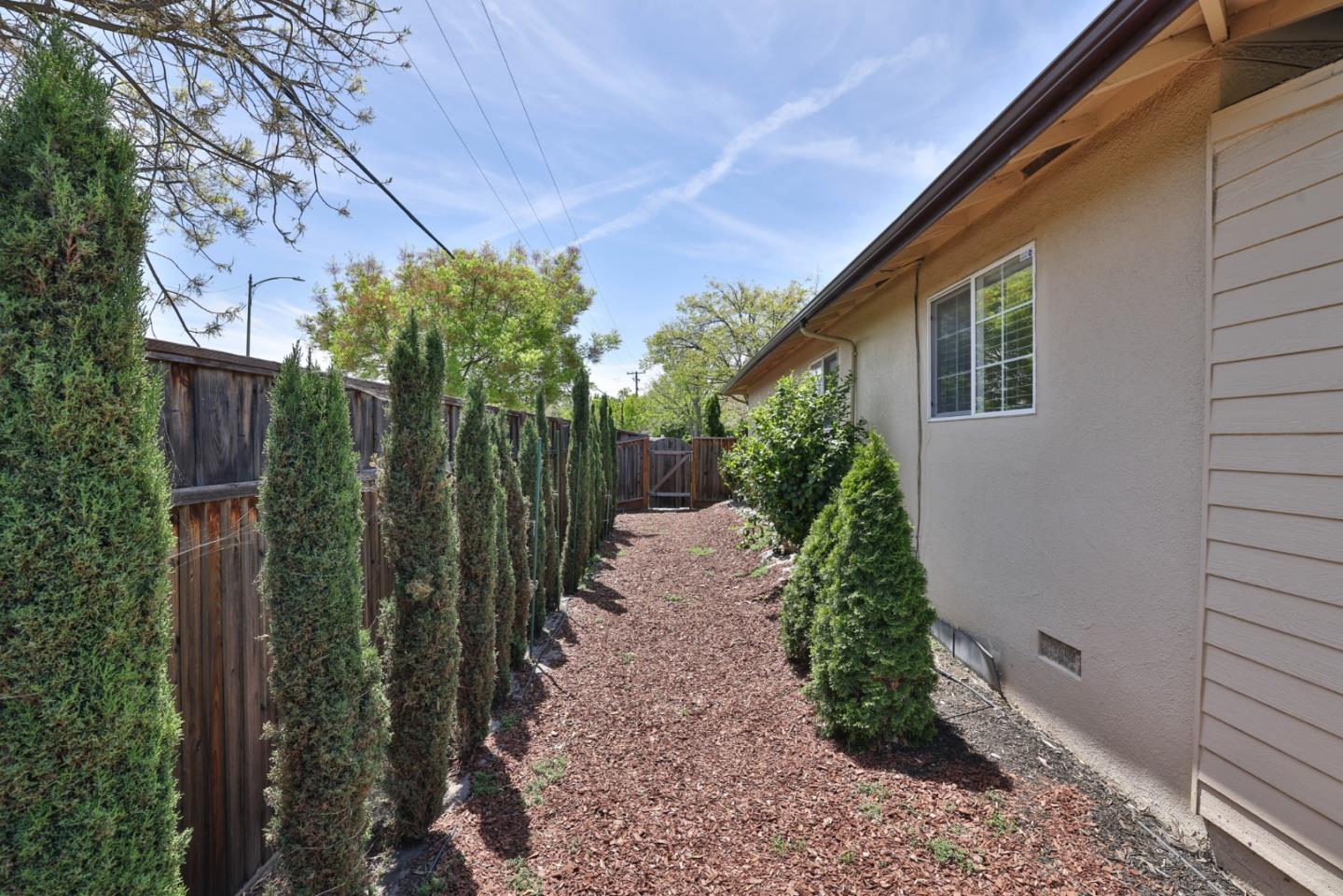 Detail Gallery Image 17 of 17 For 6509 Devonshire Dr, San Jose,  CA 95129 - 3 Beds | 2 Baths