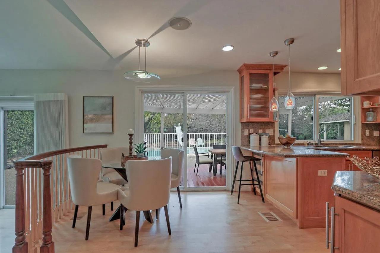 Detail Gallery Image 10 of 22 For 19775 Sea Gull Ct, Saratoga,  CA 95070 - 5 Beds | 3 Baths
