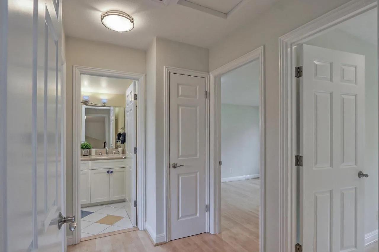 Detail Gallery Image 7 of 22 For 19775 Sea Gull Ct, Saratoga,  CA 95070 - 5 Beds | 3 Baths