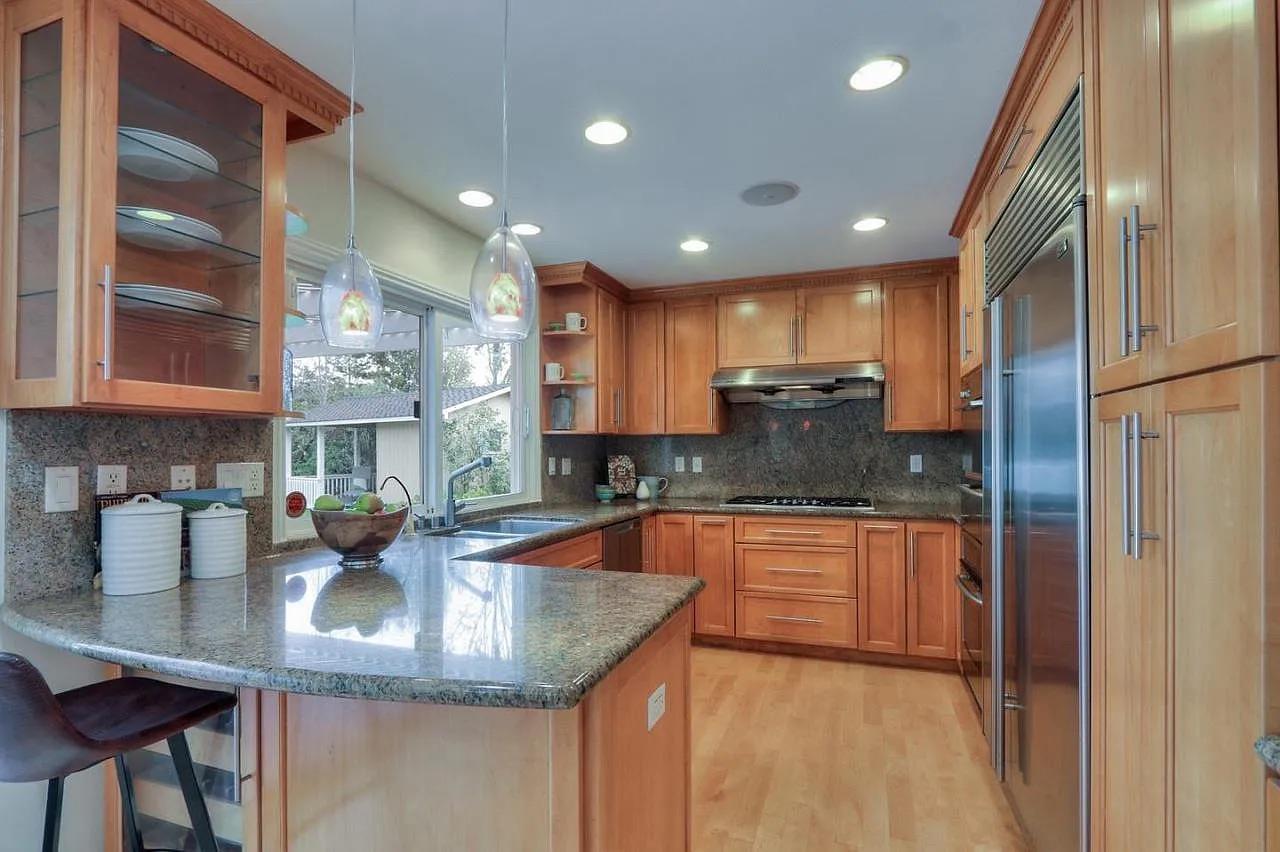 Detail Gallery Image 8 of 22 For 19775 Sea Gull Ct, Saratoga,  CA 95070 - 5 Beds | 3 Baths