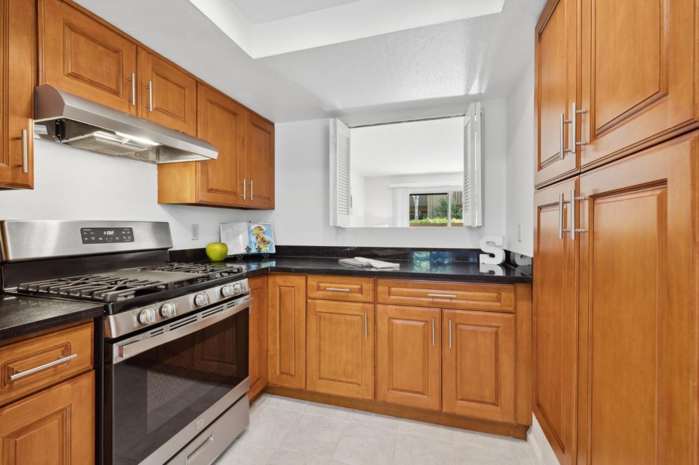 Detail Gallery Image 8 of 23 For 1481 De Rose Way #129,  San Jose,  CA 95126 - 2 Beds | 2 Baths