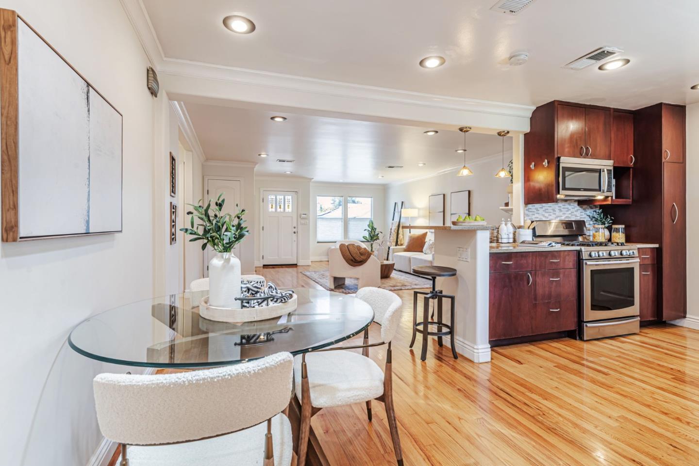 Detail Gallery Image 10 of 35 For 824 8th Ave, Redwood City,  CA 94063 - 3 Beds | 2 Baths