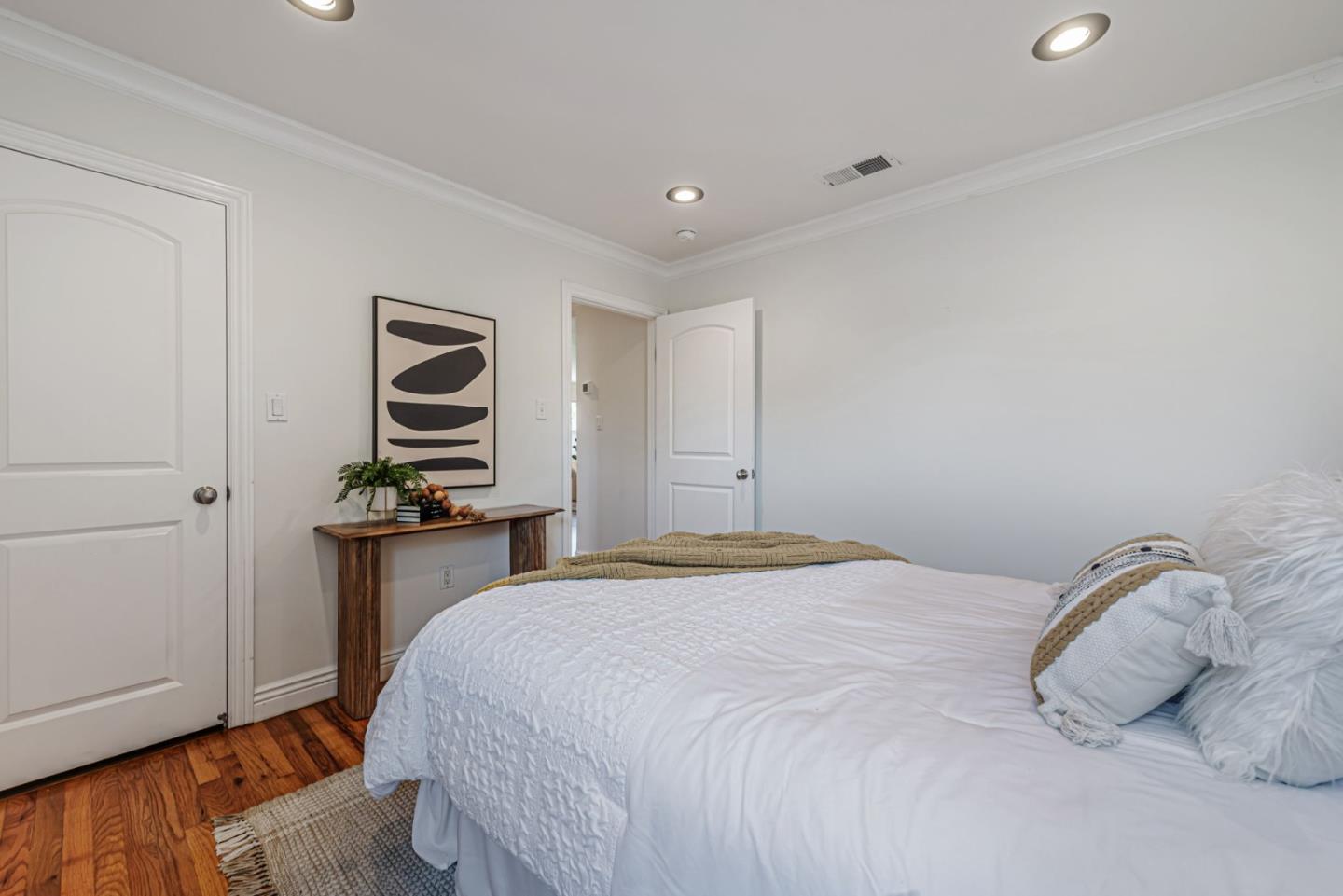 Detail Gallery Image 16 of 35 For 824 8th Ave, Redwood City,  CA 94063 - 3 Beds | 2 Baths