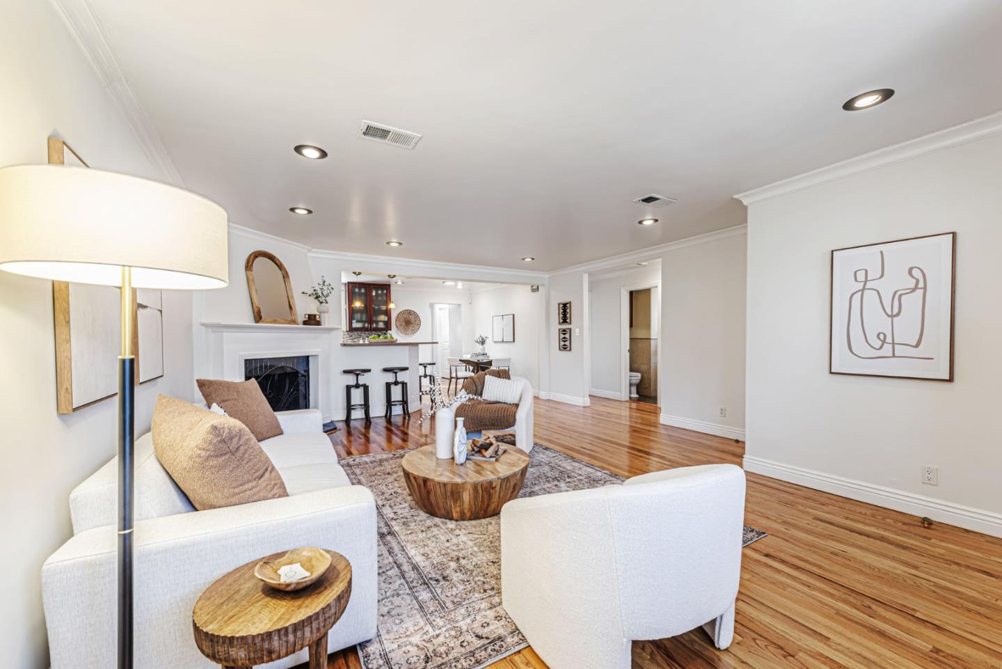 Detail Gallery Image 2 of 35 For 824 8th Ave, Redwood City,  CA 94063 - 3 Beds | 2 Baths