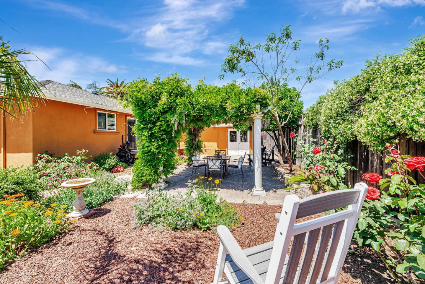 Detail Gallery Image 26 of 35 For 824 8th Ave, Redwood City,  CA 94063 - 3 Beds | 2 Baths